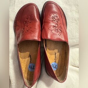 Hush Puppies Red Leather Flats